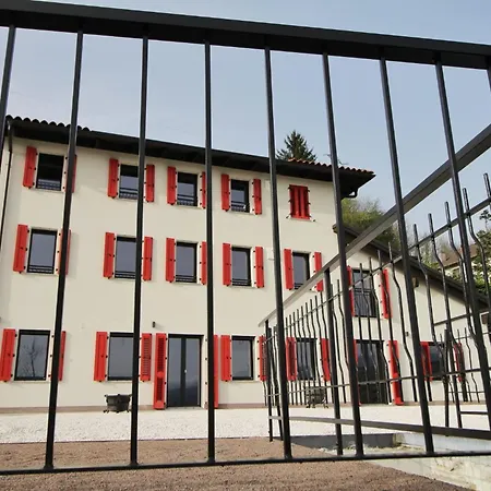 Le Vignole Apartment