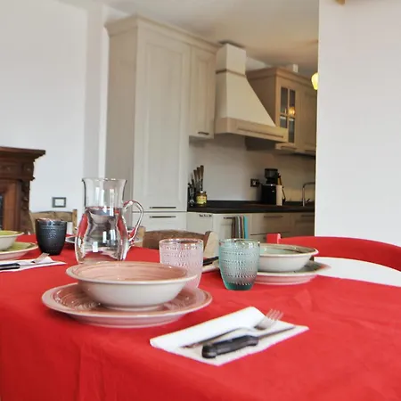 Le Vignole Apartment