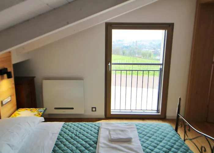 Le Vignole Apartment *