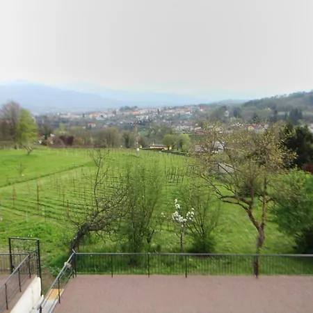 Le Vignole *