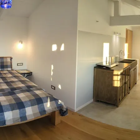 Le Vignole Apartment *